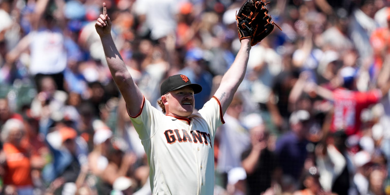 How ace found his groove ... by calling his own pitches 