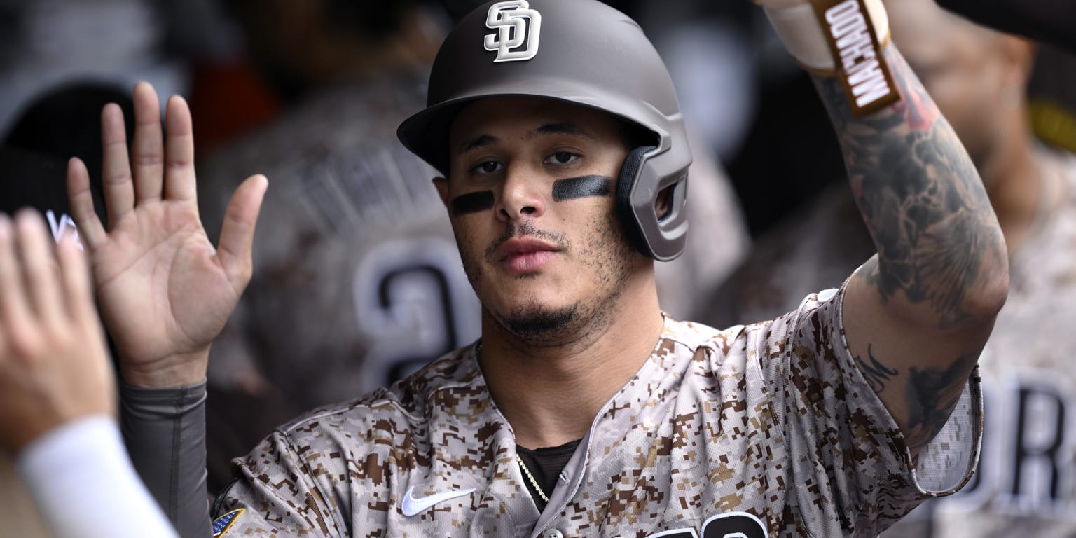 'Good team baseball' has Padres back at .500, confident at break