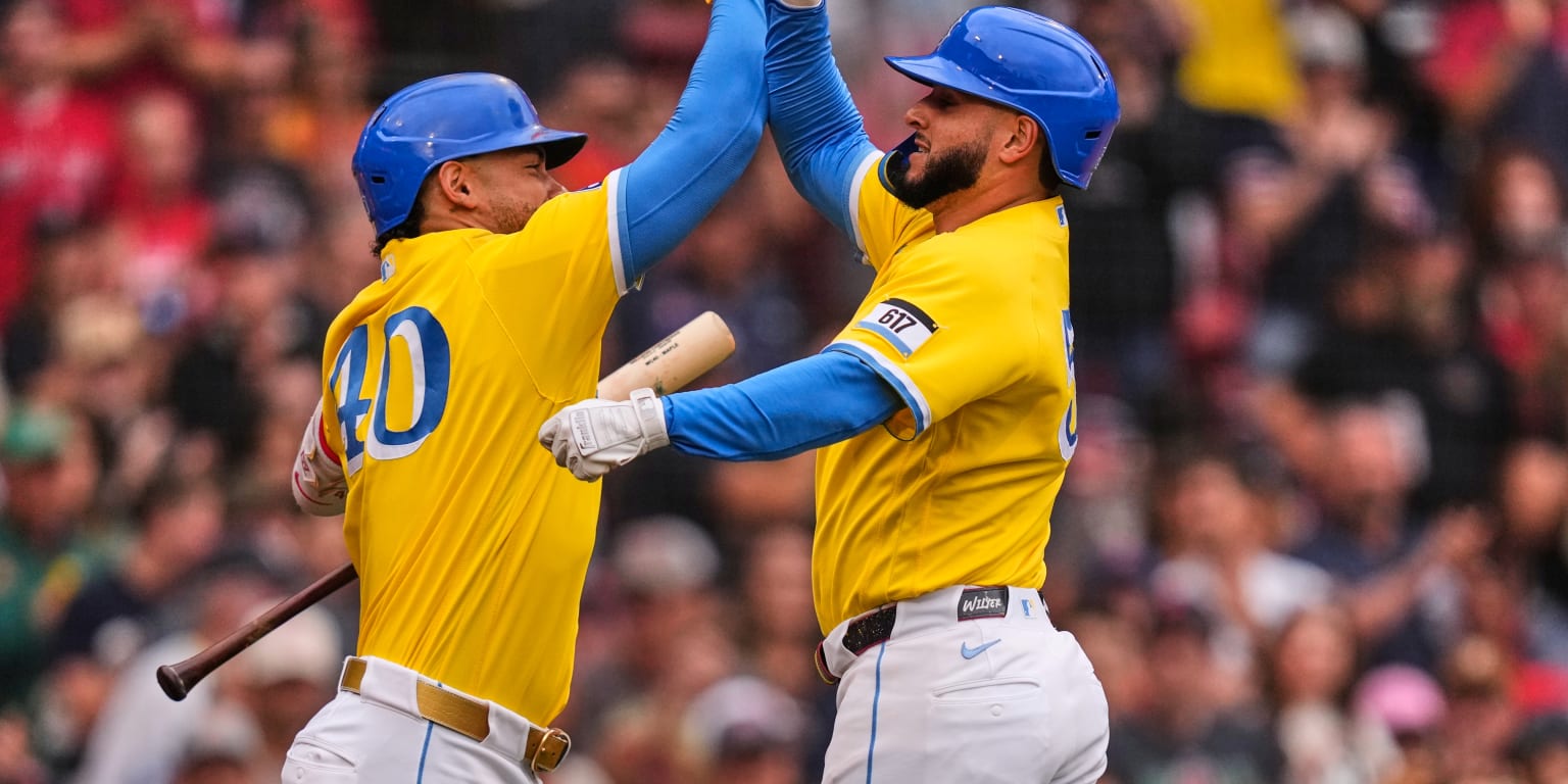 'Are you crazy?': Abreu's 2nd straight 2-HR game extends winning streak to 12