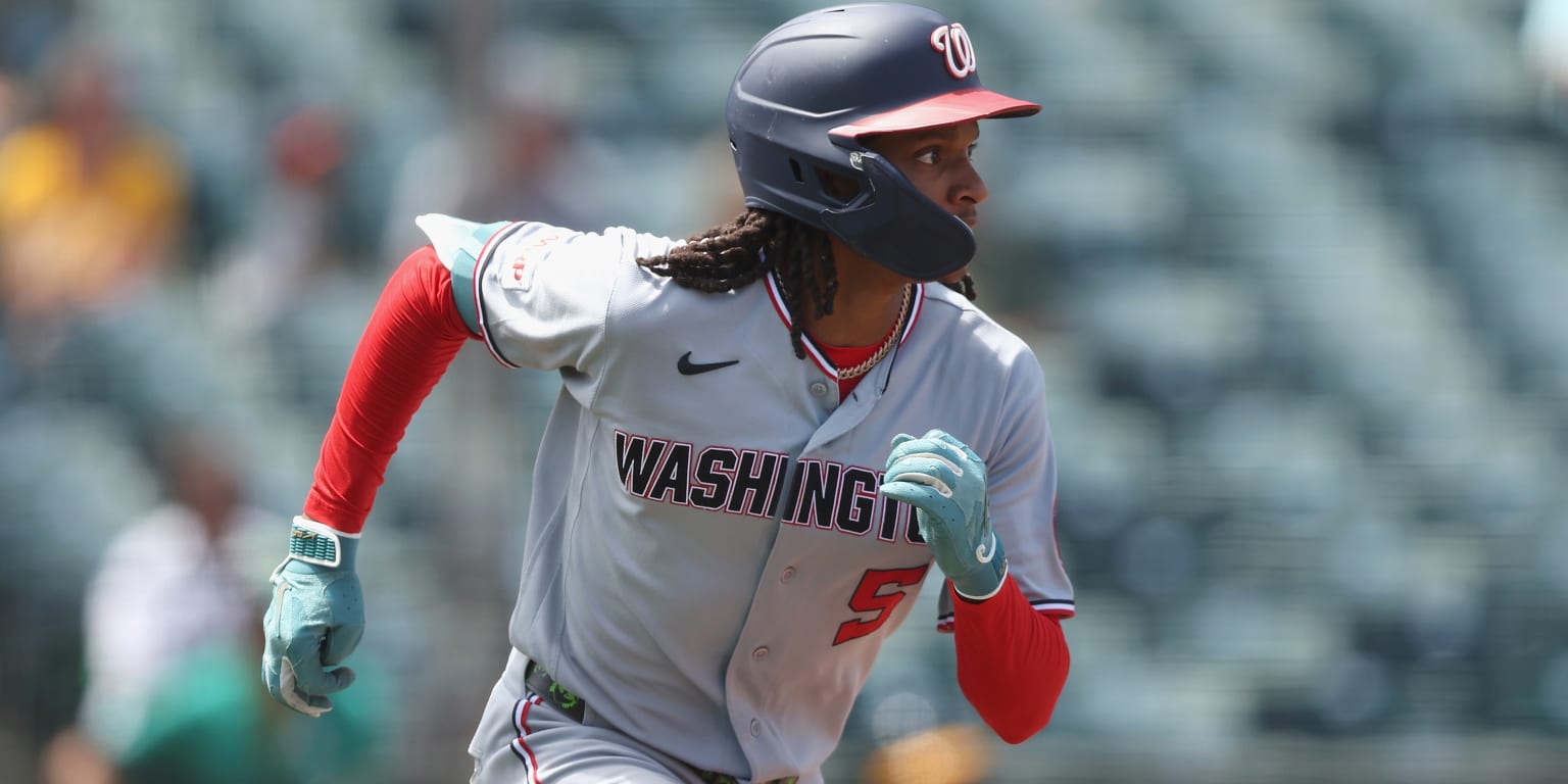 Abrams' clutch HR is career-high 21st -- and no one had to tell him about it