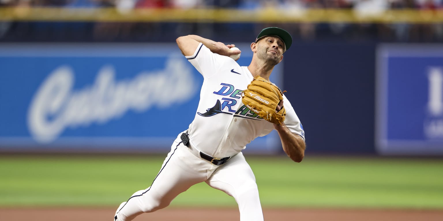 Martinez does it again, Díaz reaches milestone as Rays shut out Guardians