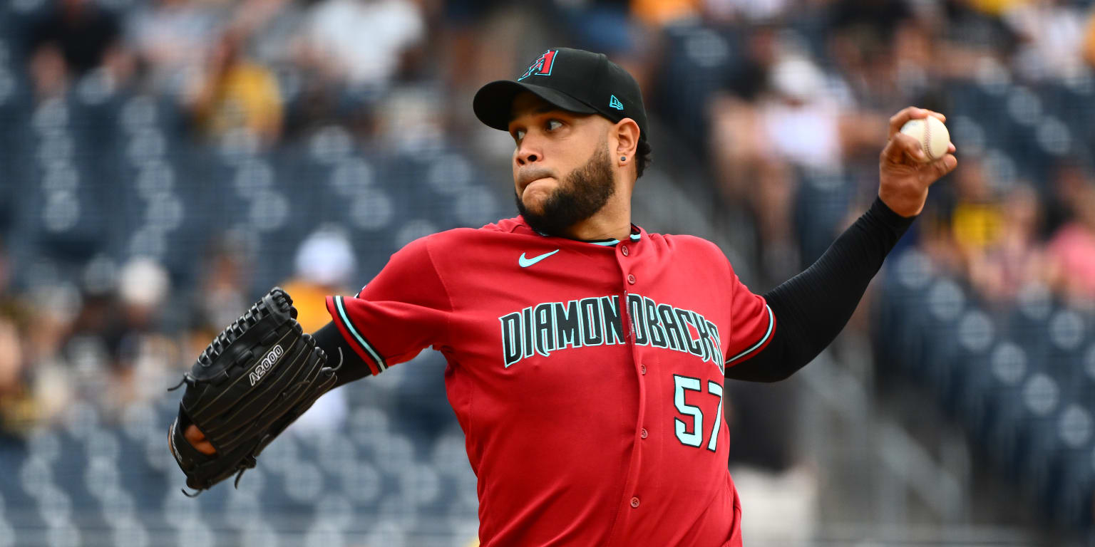 E-Rod on the mound? Chalk it up as a D-backs win