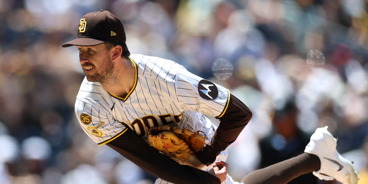 Padres win 5th straight, look like buyers as Deadline nears