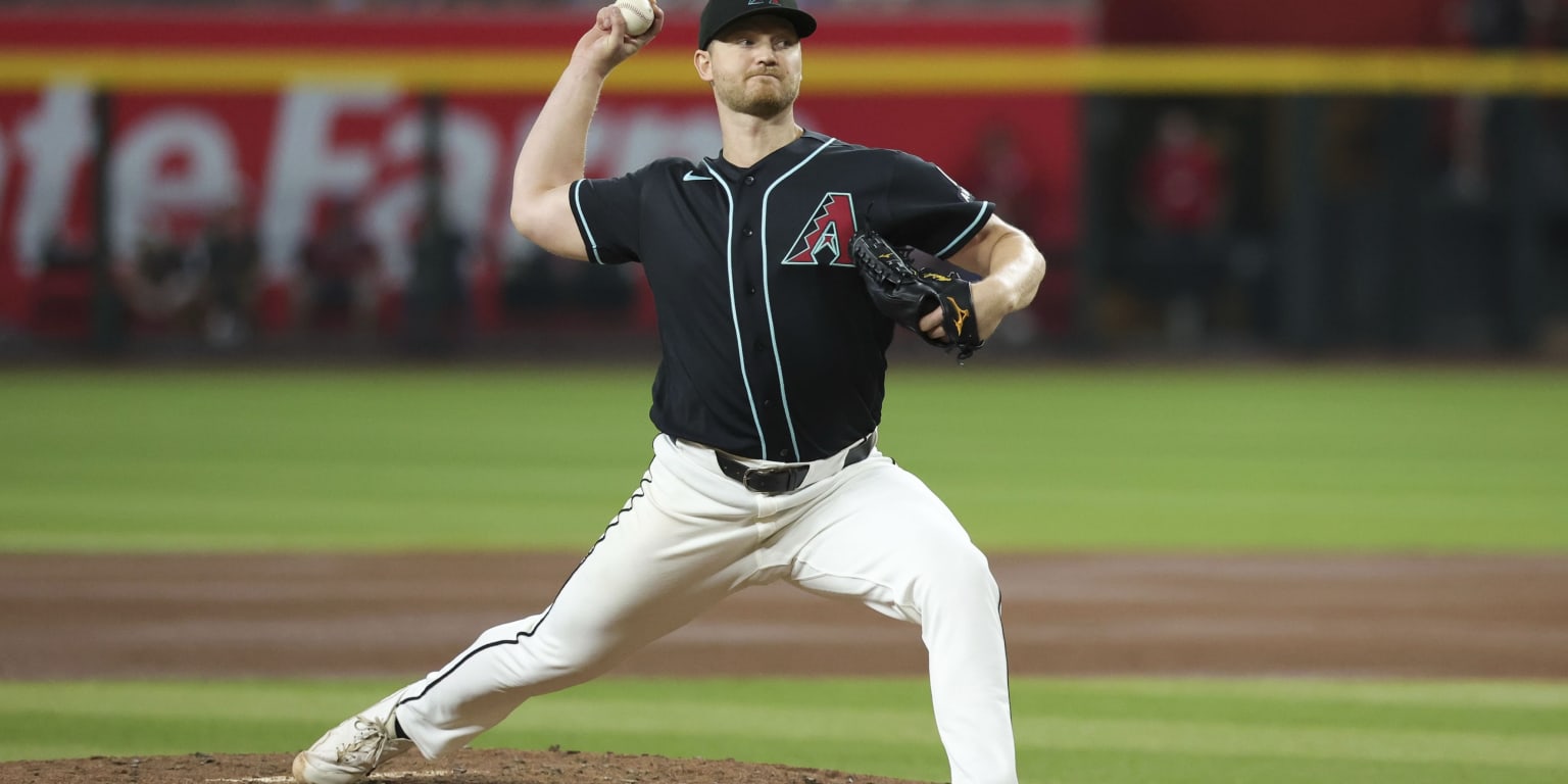 Soroka sharp in IL return, while D-backs unconcerned about Perdomo (knee)