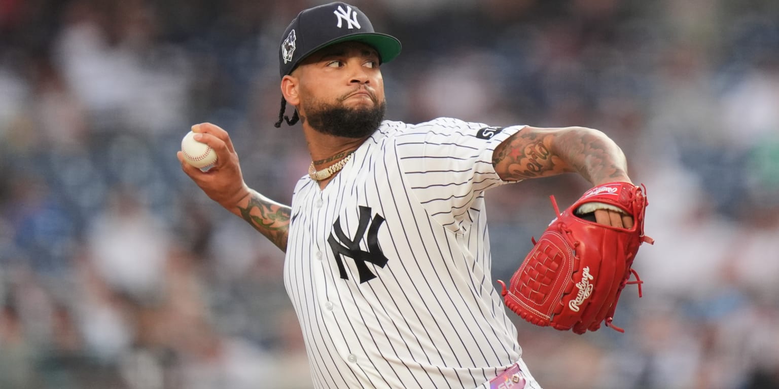 Gil throws one inning, pounds zone in first Minor League rehab outing