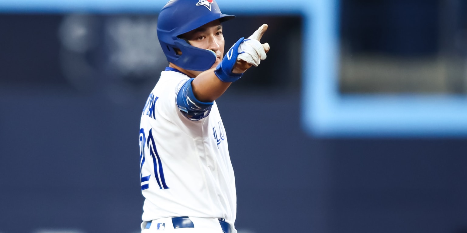 Bateman proving to be 'a dude,' helps Blue Jays stay hot in win over Sox