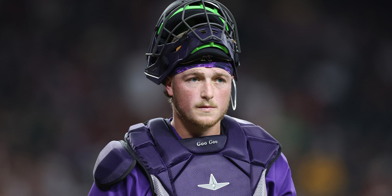 All-Star catcher Goodman (shoulder strain) placed on IL