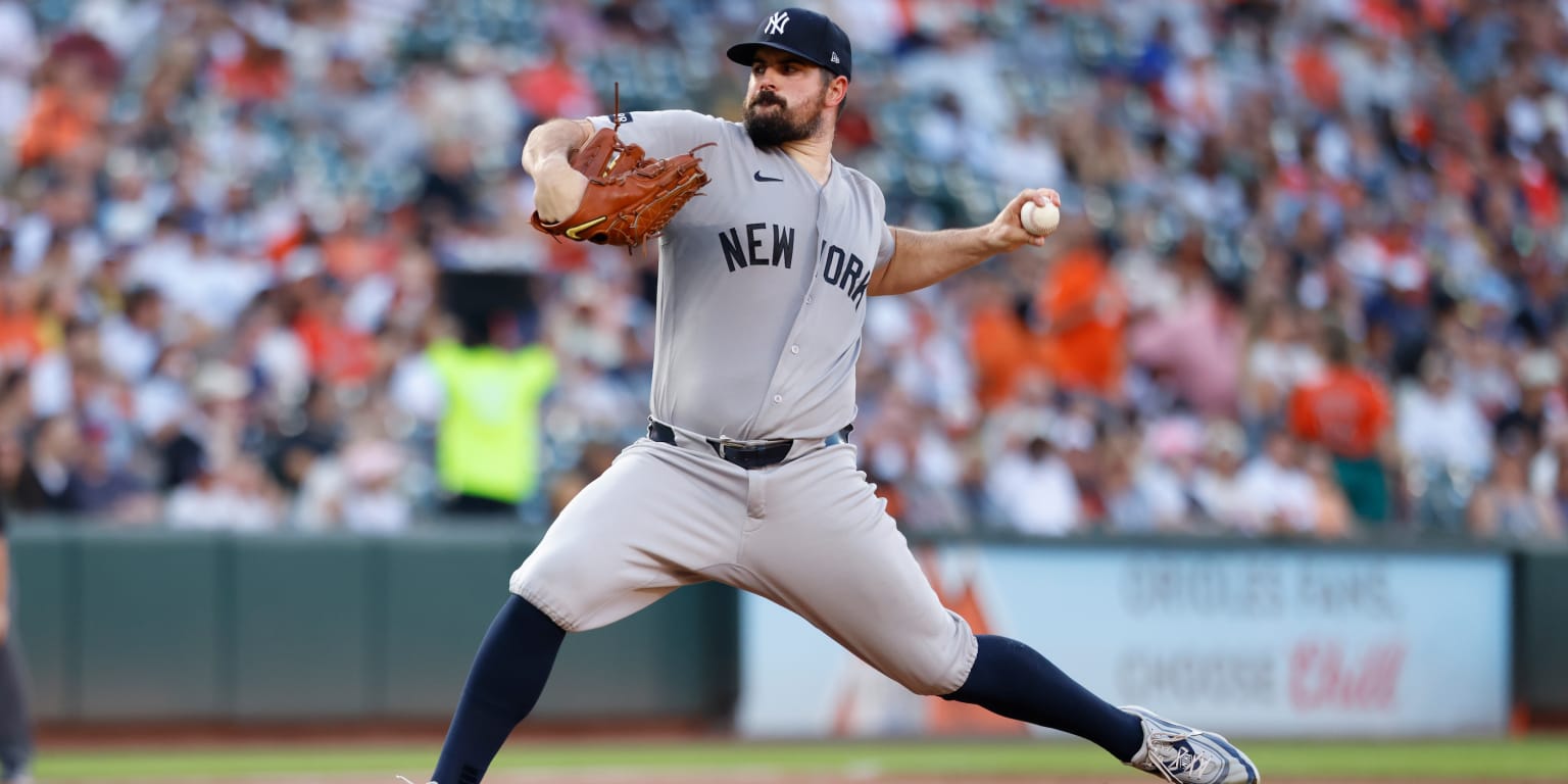 Odd play creates jam that Rodón nimbly escapes in strong return from IL