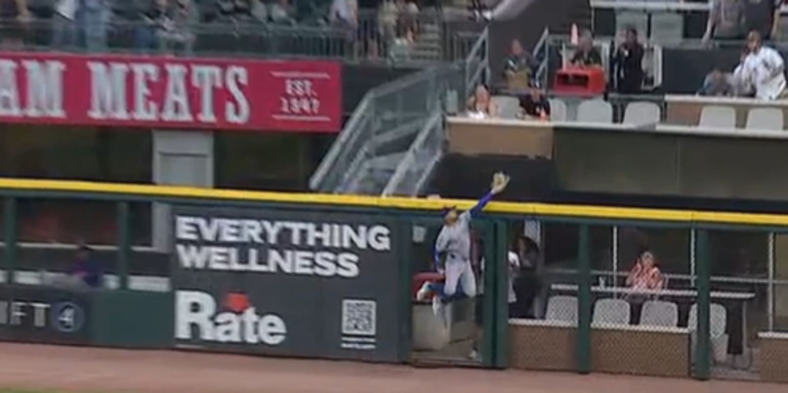 Nimmo says no no! Rangers' RF goes full extension on incredible HR robbery