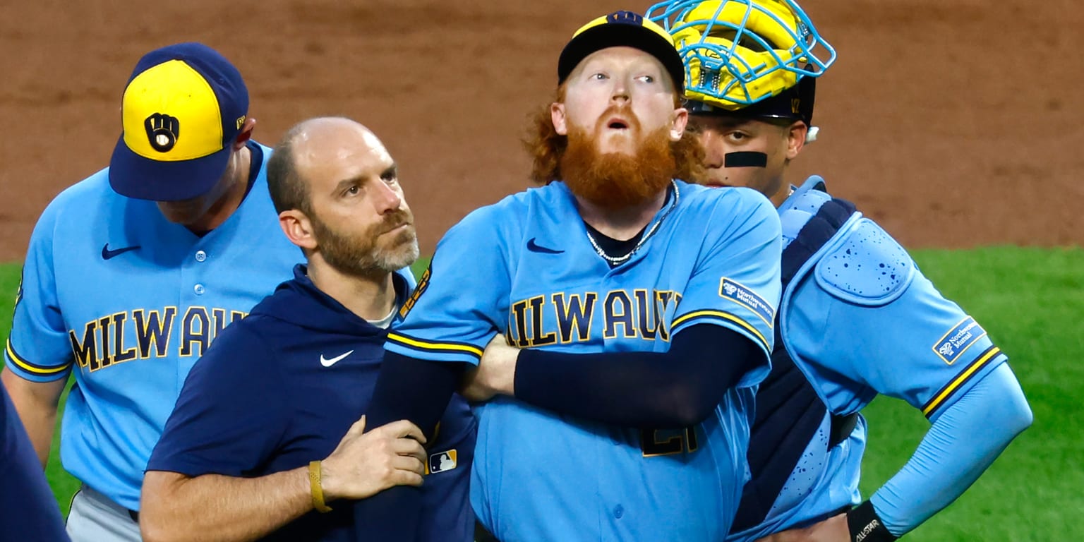 Crew overcomes May's 1-pitch start on squirrelly night in Queens