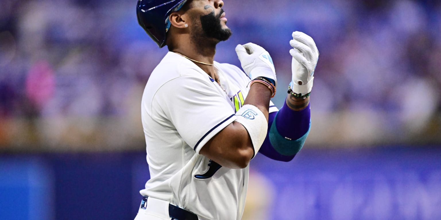 Díaz, Rays bring offensive chaos to become 1st AL team to reach 80 wins