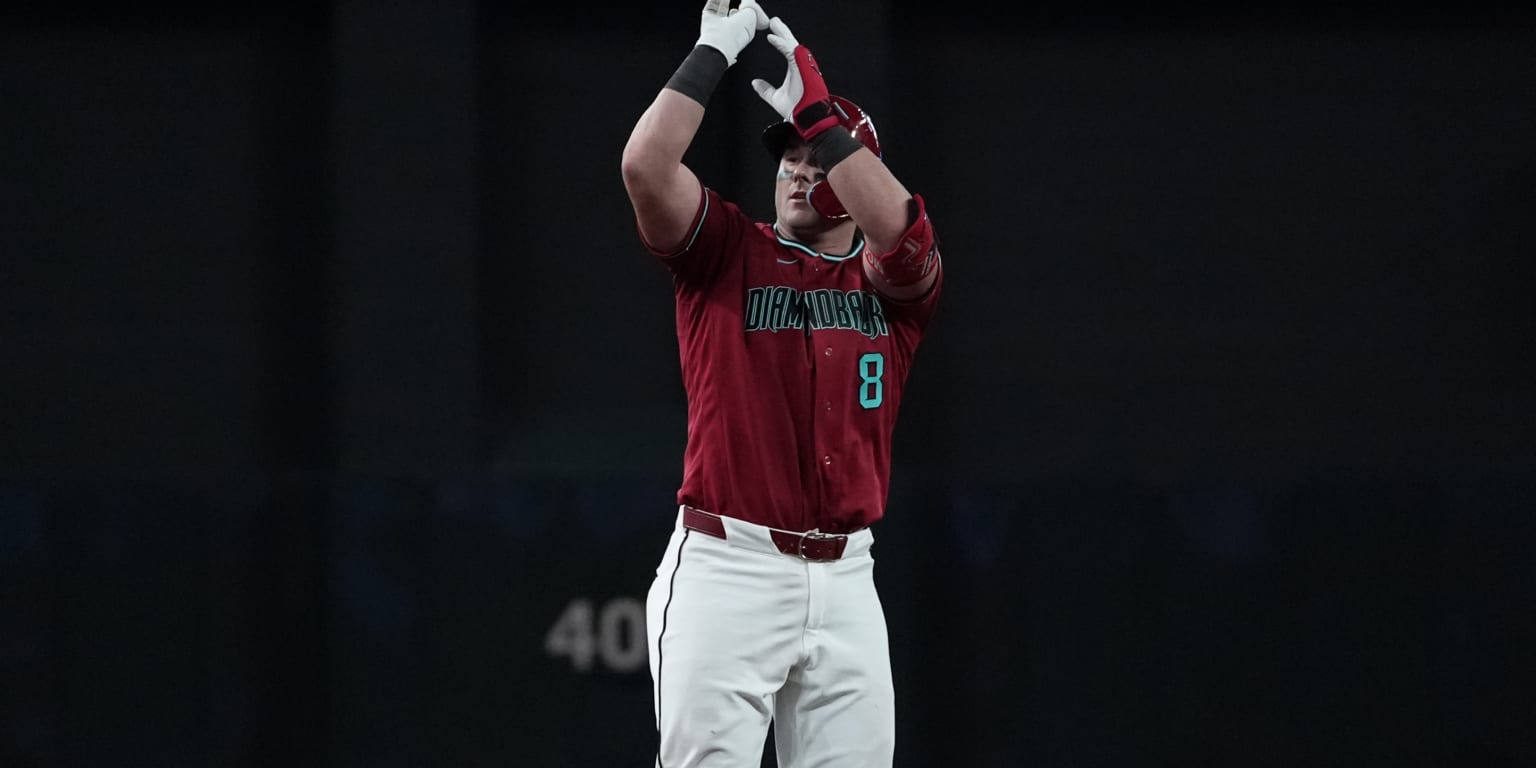 McCann's first-pitch go-ahead HR in 8th snaps D-backs' 3-game slide