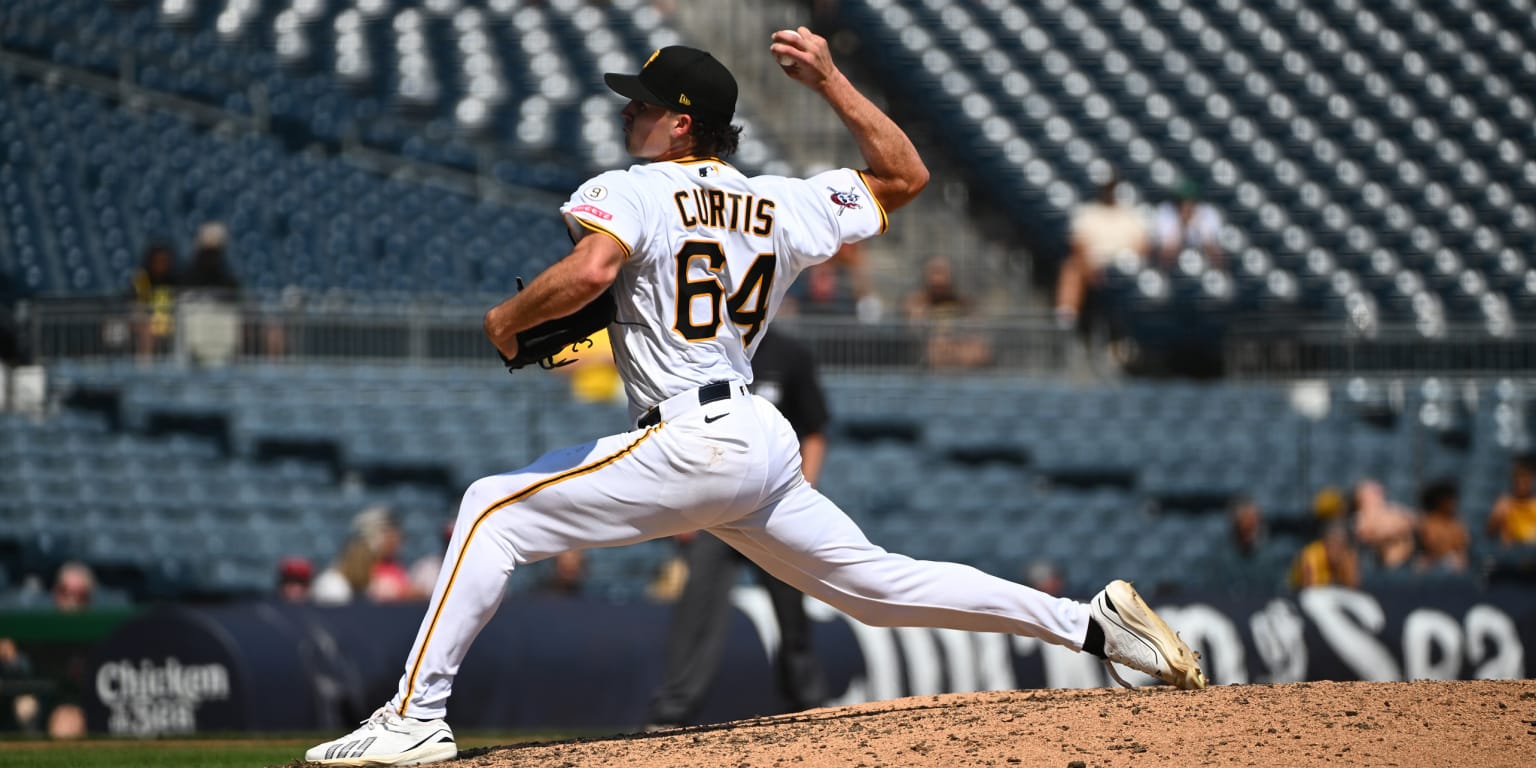 Curtis and Co. help Bucs stack up another needed series victory
