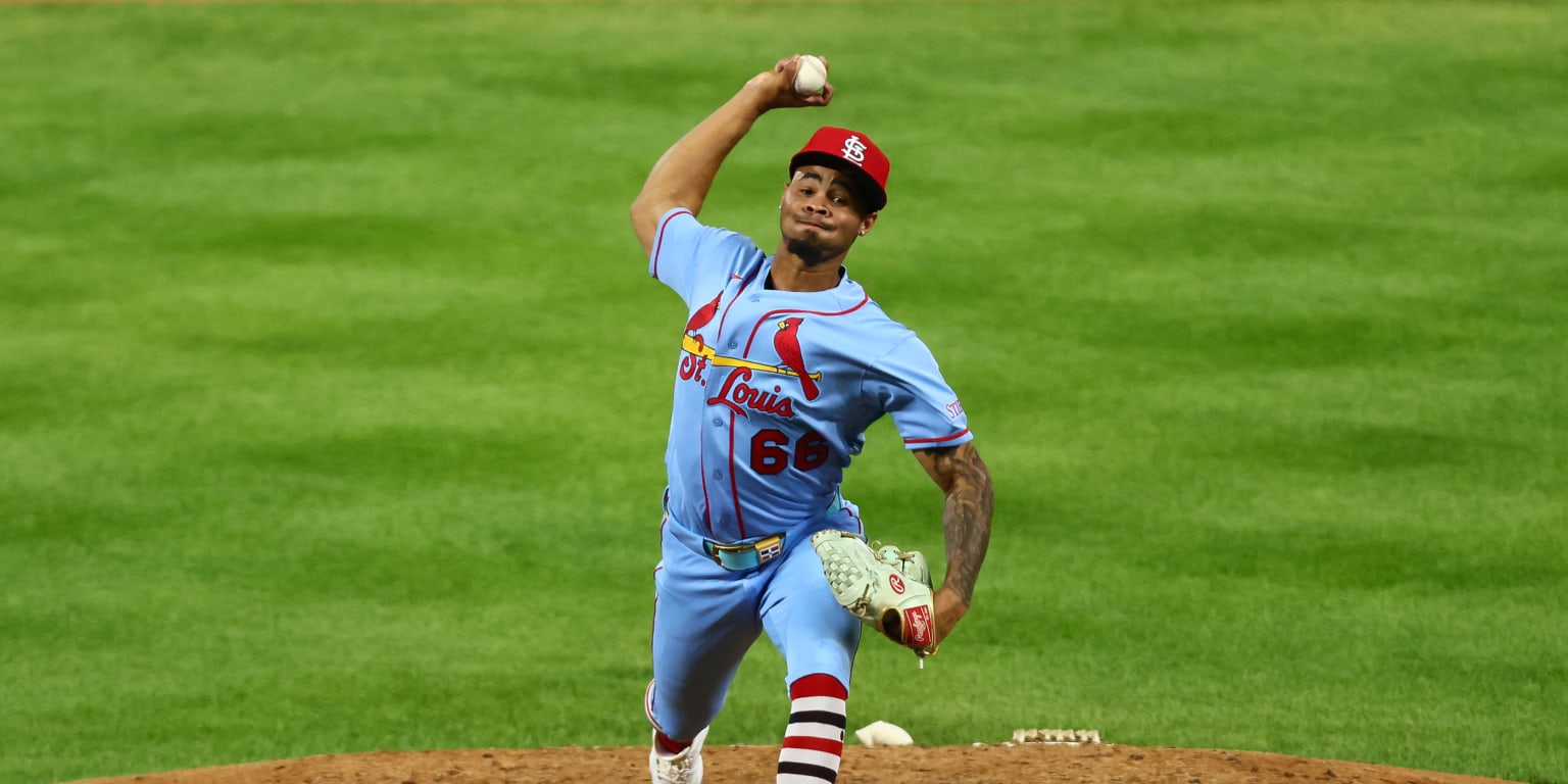 Cards rookie receives apology from umpire after cap flap