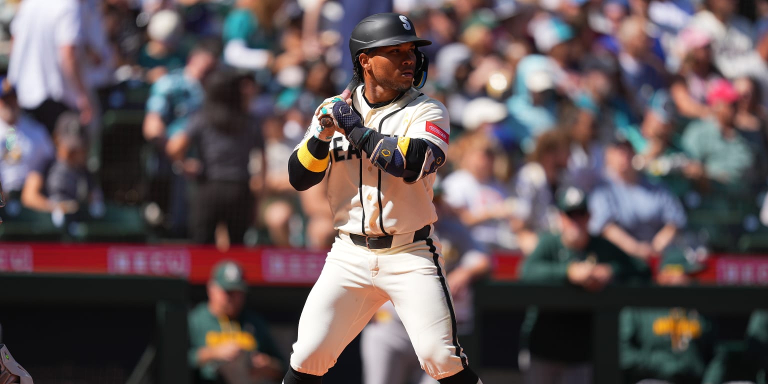 Mariners call up Arroyo for MLB debut -- and reunion with his best friend