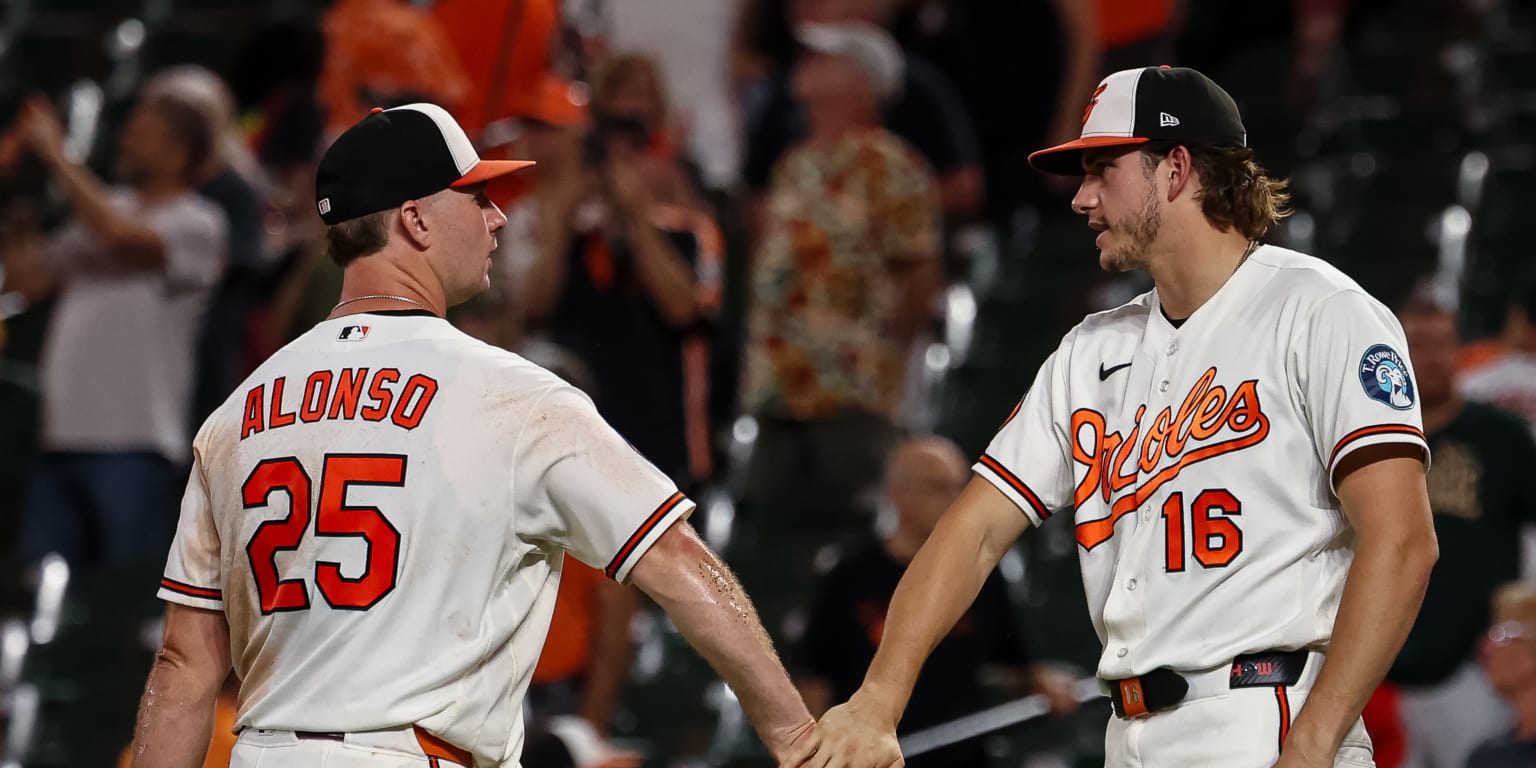 O's rally past Guards with 8-run inning in tough Wild Card chase