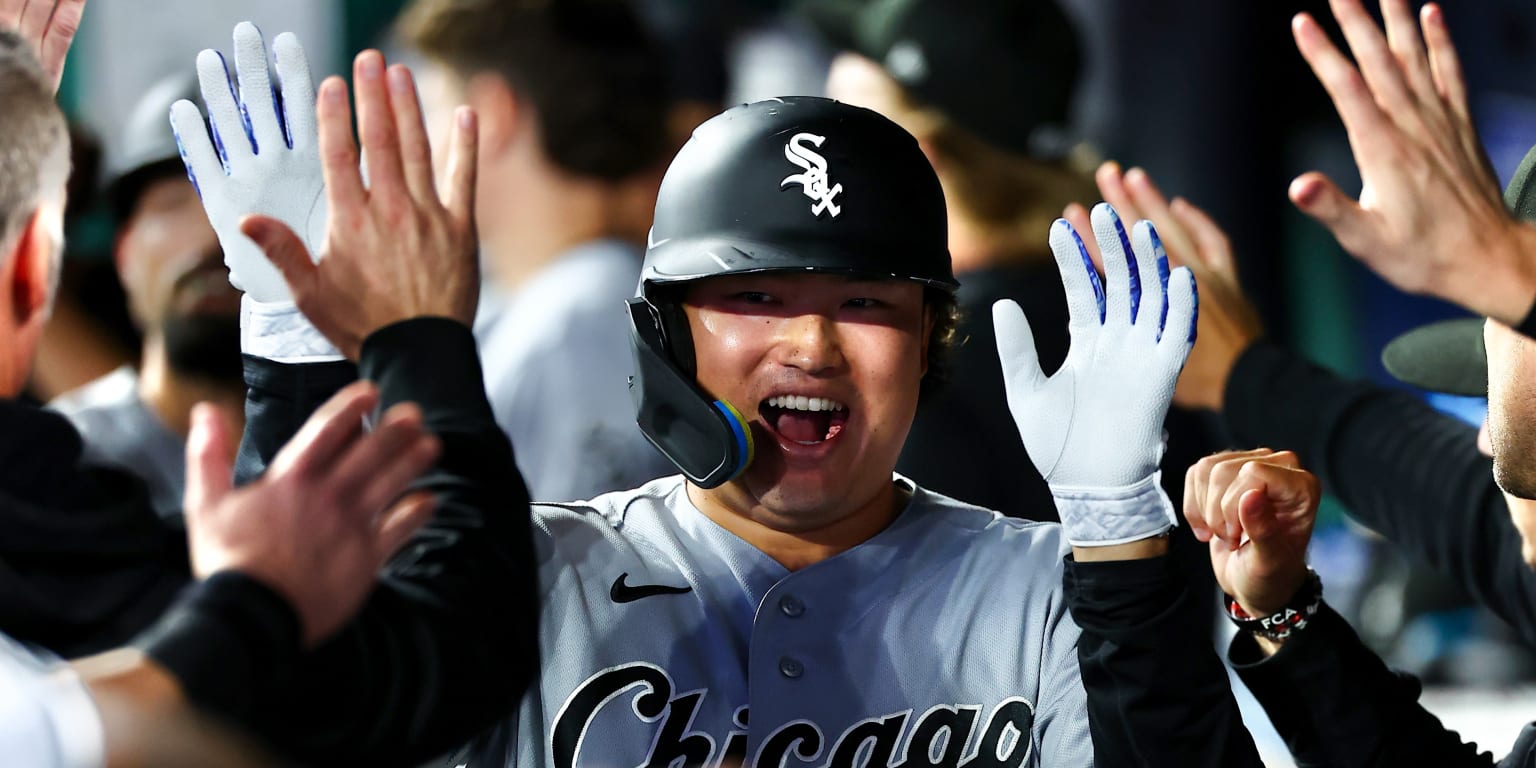 From bidet to postseason play, Murakami’s wild White Sox journey continues