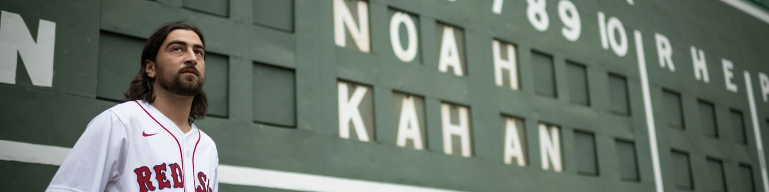 Noah Kahan Night