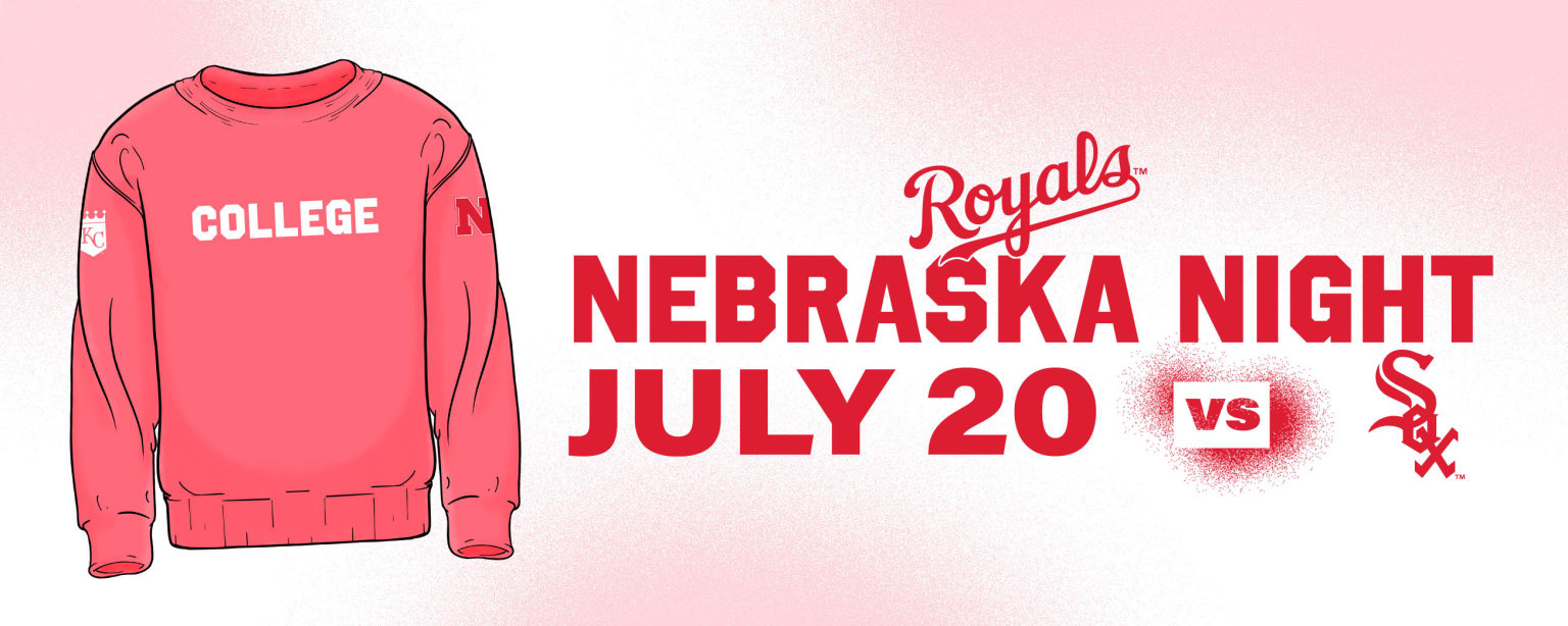Women's Kansas City Royals Royal Plus Size Pricepoint V-Neck T-Shirt