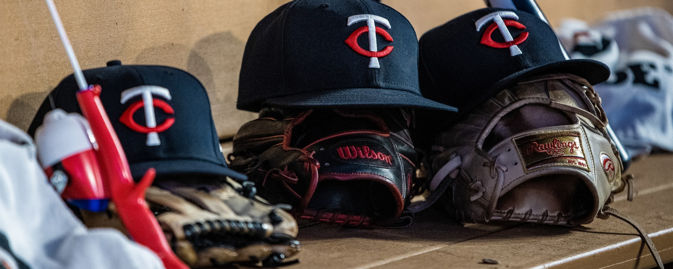 Minnesota Twins Baseball Memorabilia & MLB Merchandise