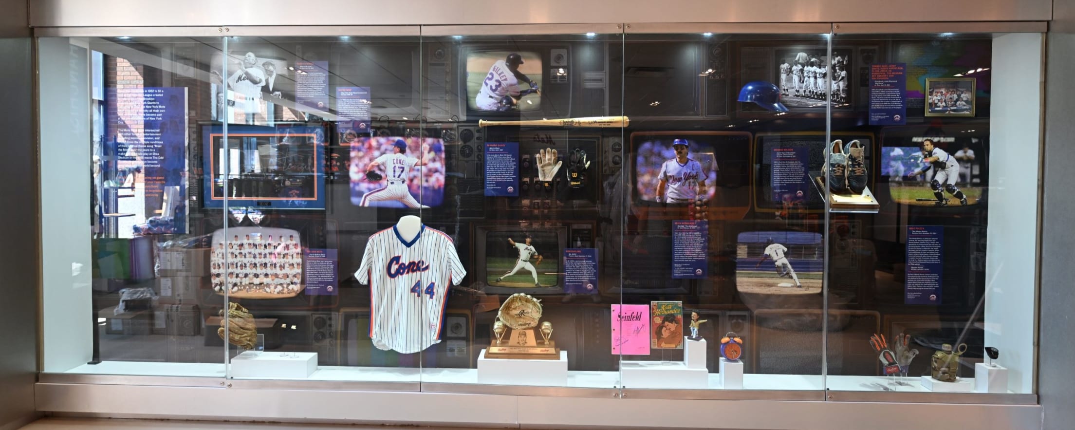 Mets Museum at Citi Field, 04/12/11: original Mr. Met head…