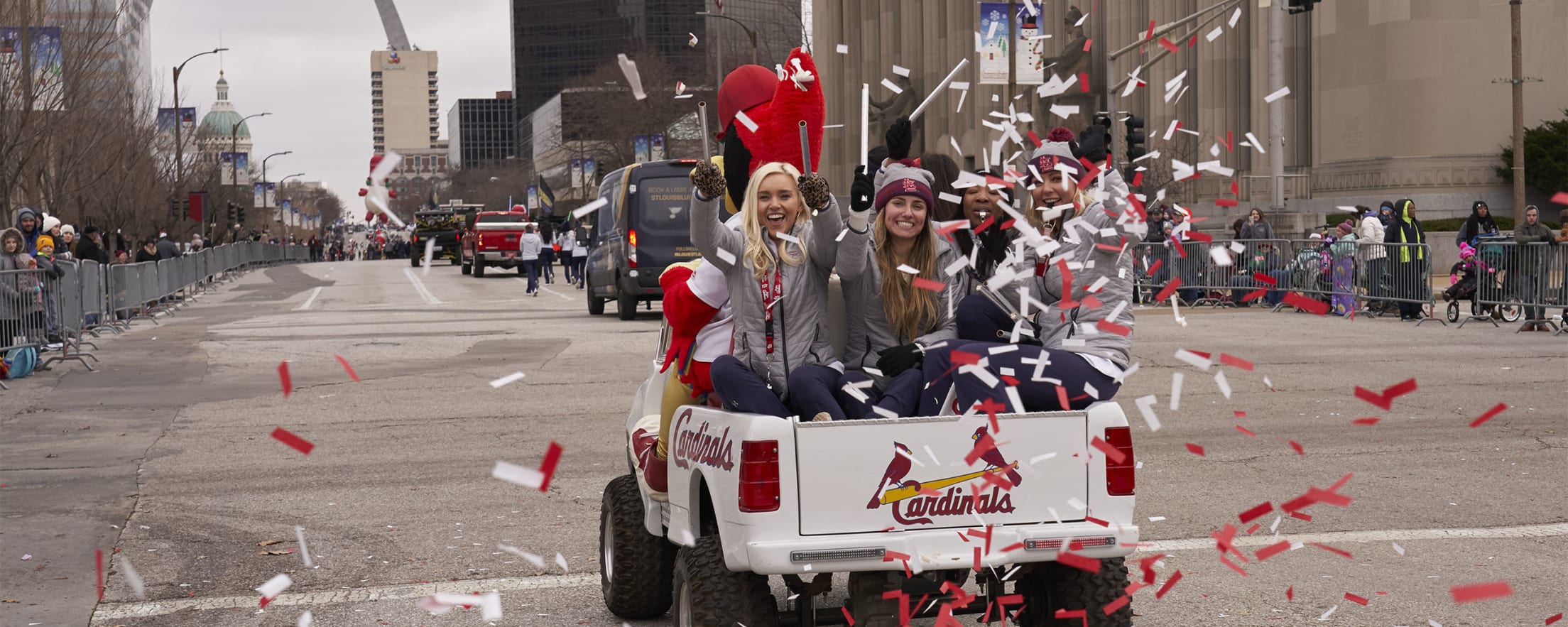 Fredbird and a yule log give St. Louis Cardinals fans all of the holiday  feels