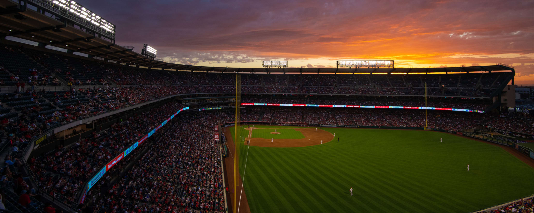 Angel Stadium / Los Angeles Angels of Anaheim - Ballpark Digest