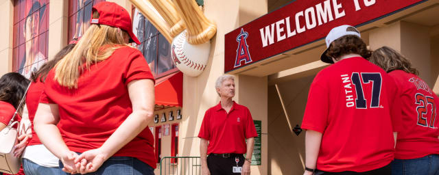  Los Angeles Baseball Fans. Sho-Time Anaheim Shirt (Red Short  Sleeve, Large) : Sports & Outdoors