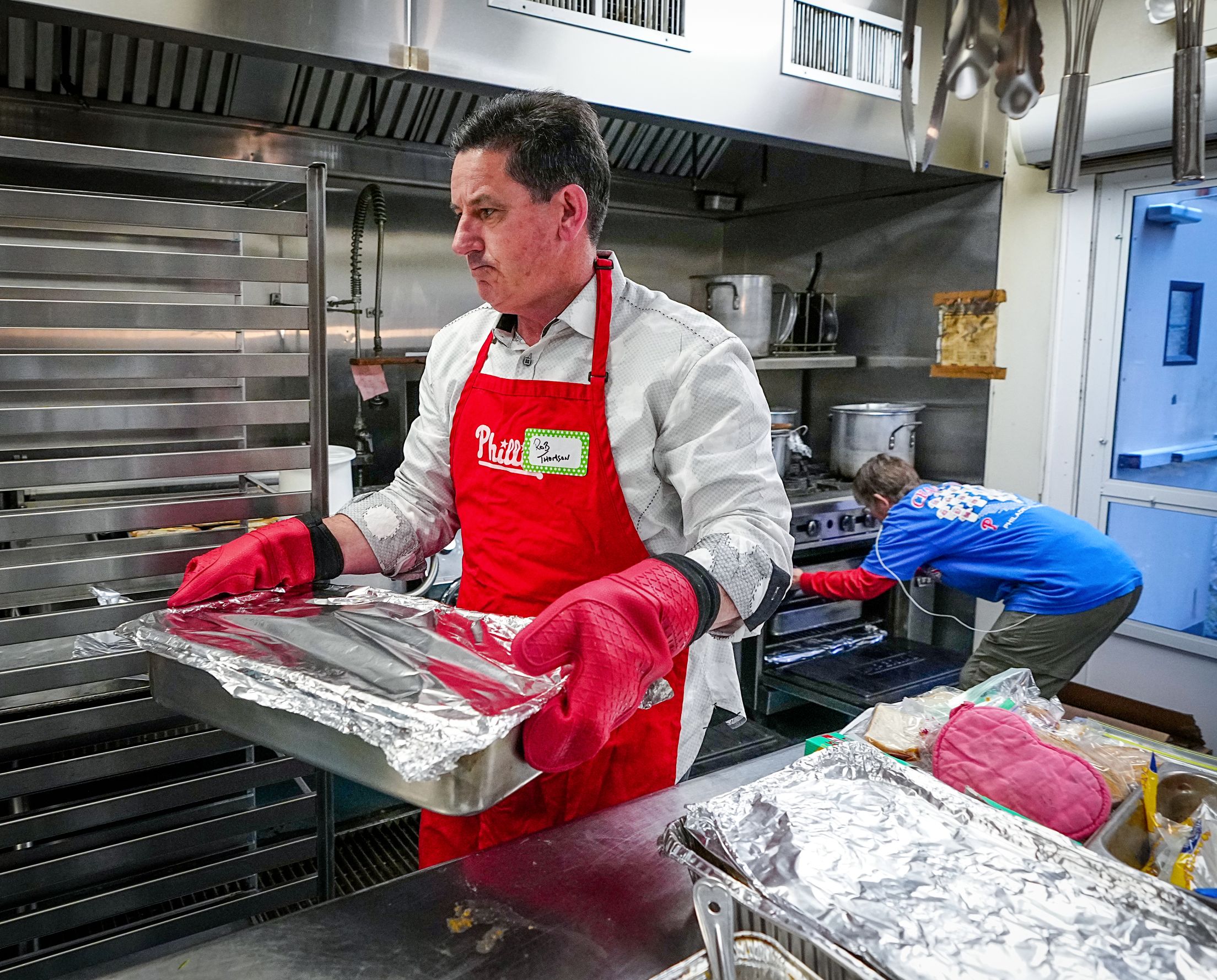 Phillies to serve meals at St. Francis Inn soup kitchen on
