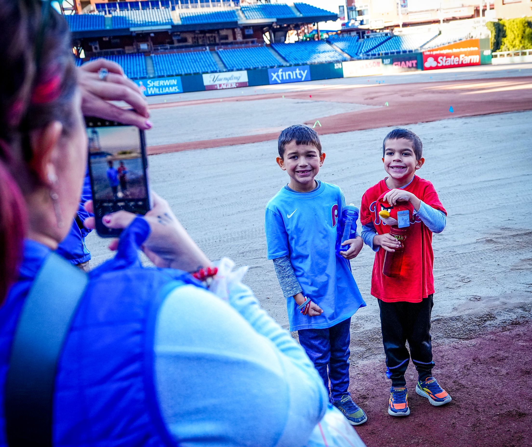 Phillies Holiday Sale & Tree Lighting Philadelphia Phillies