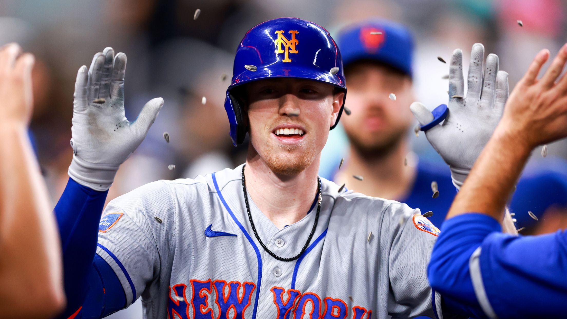 Download New York Mets rookie Pete Alonso celebrates a homerun Wallpaper