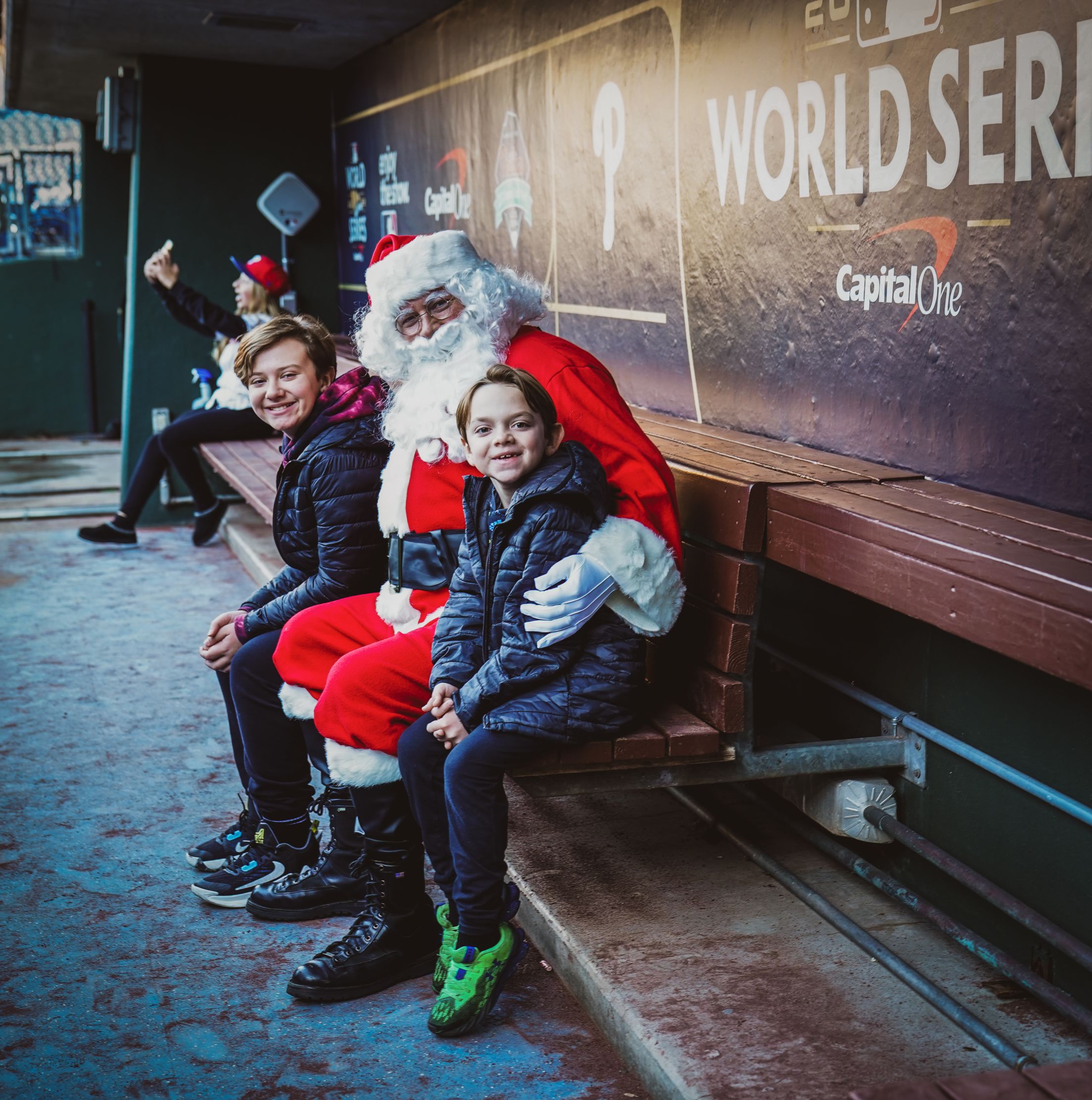 Phillies Holiday Sale & Tree Lighting Philadelphia Phillies