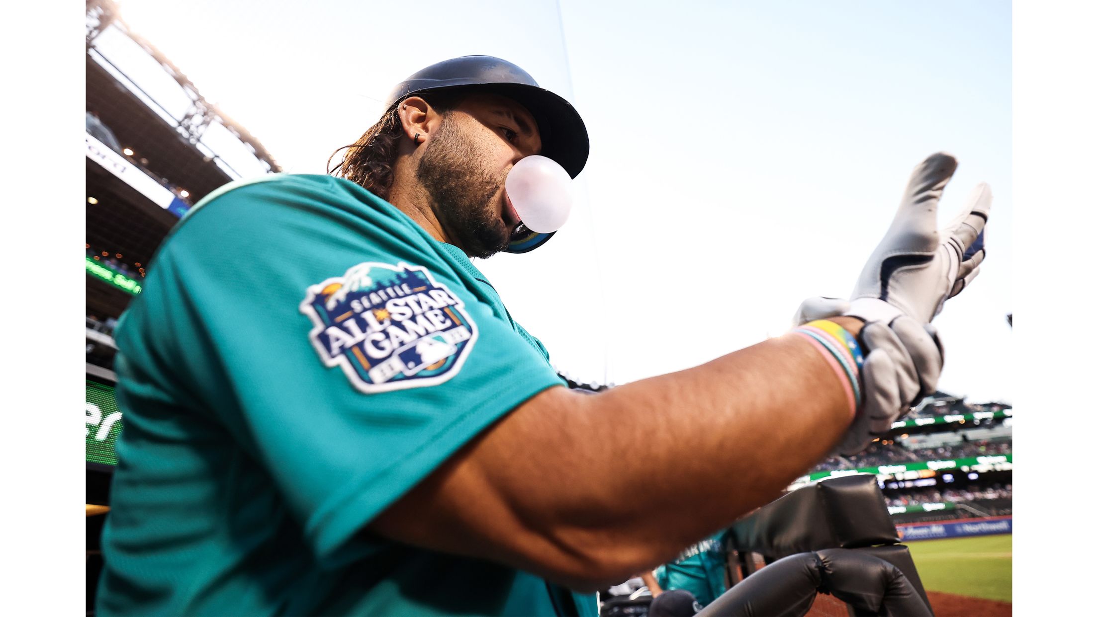Jim Moore: Seattle Mariners making the 2022 playoffs look realistic