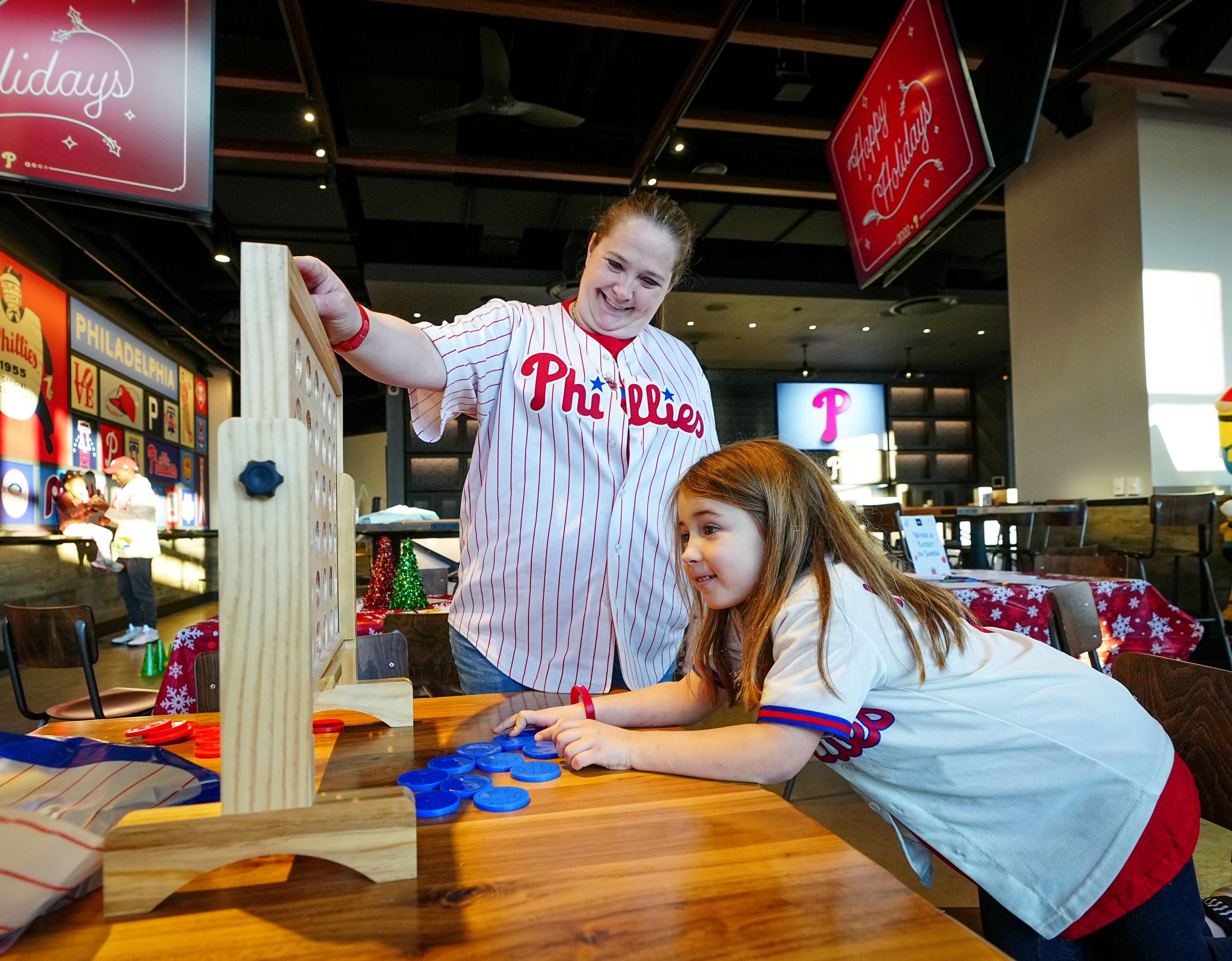 Phillies Holiday Sale & Tree Lighting Philadelphia Phillies