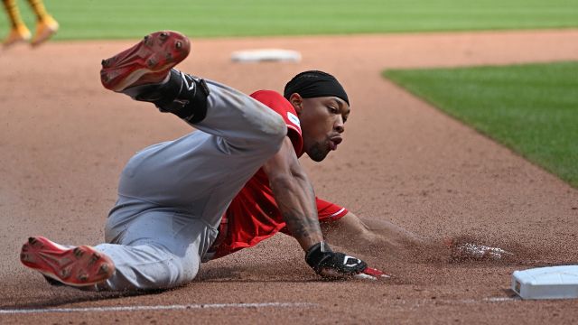 Farmers Only: Derek Dietrich Got Hit By A Pitch - Red Reporter