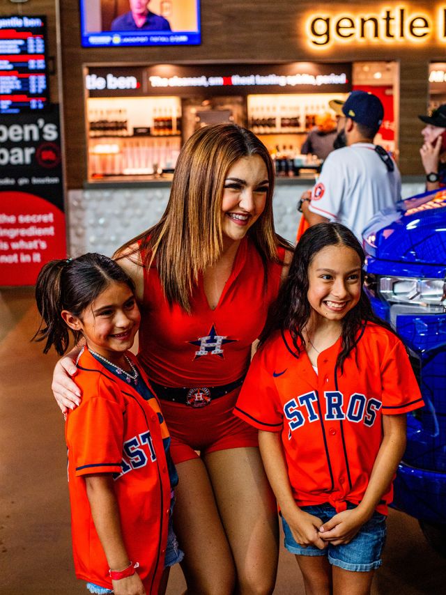 The Sexy Houston Astros Fan At Last Night's Game Is Also A Top Model