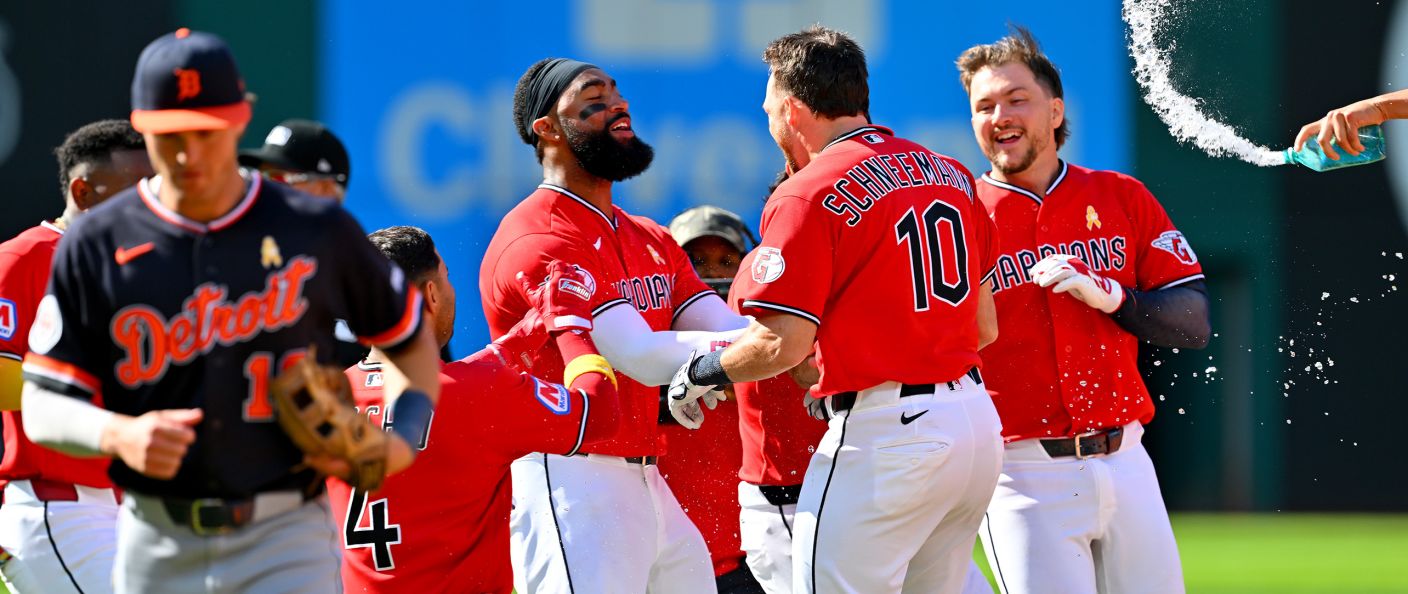 Action du match Guardians - Tigers au Progressive Field.