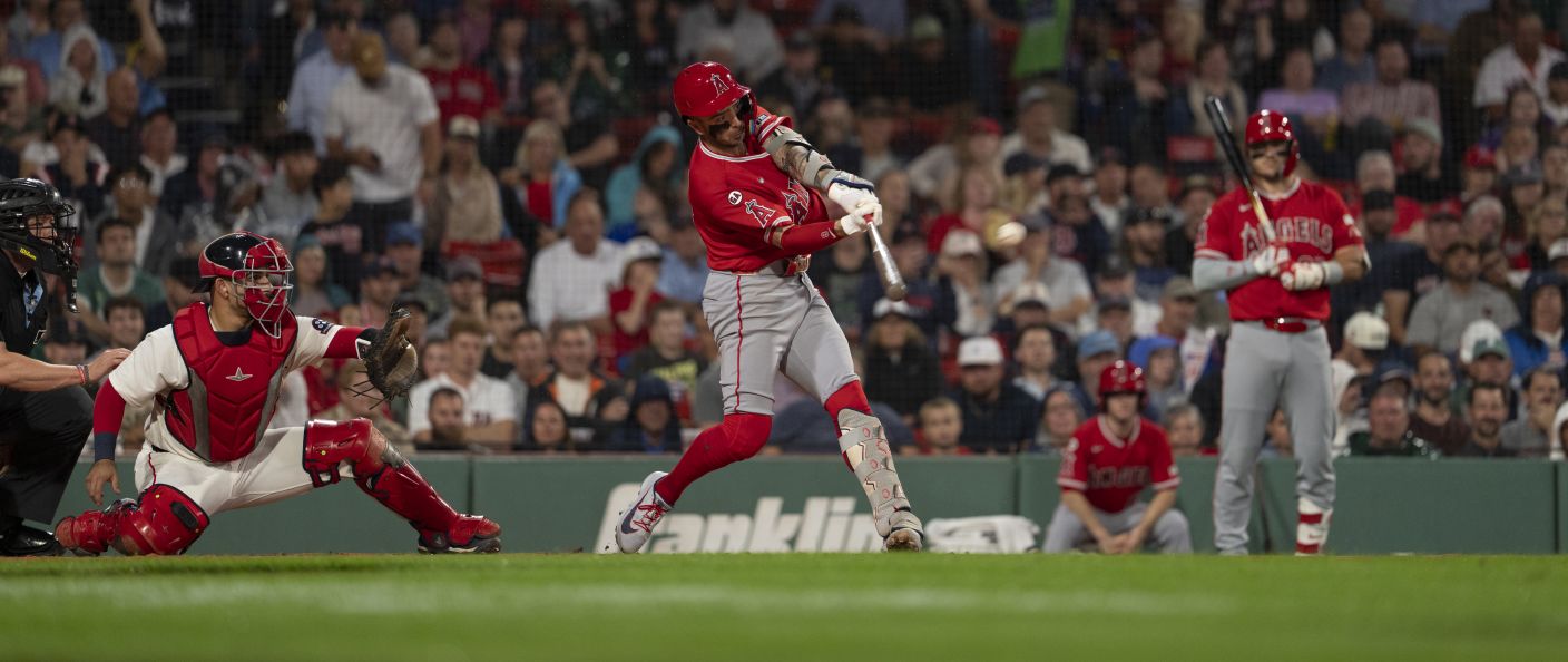 Action du match entre les Angels et les Red Sox, au Fenway Park.