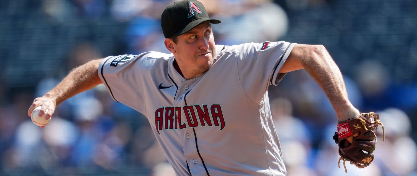 Action du match entre les Diamondbacks et les Royals, au Kauffman Stadium.