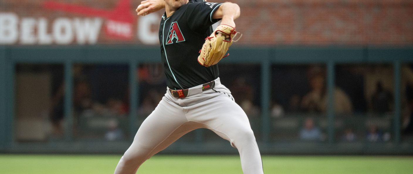 Action du match entre les Diamondbacks et les Braves, au Truist Park.