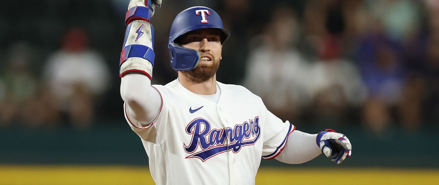 Action du match entre les Athletics et les Rangers, au Globe Life Field.