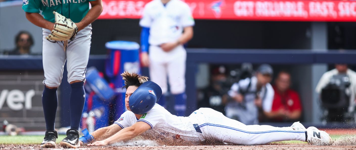 Action du match entre les Mariners et les Blue Jays, au Rogers Centre.