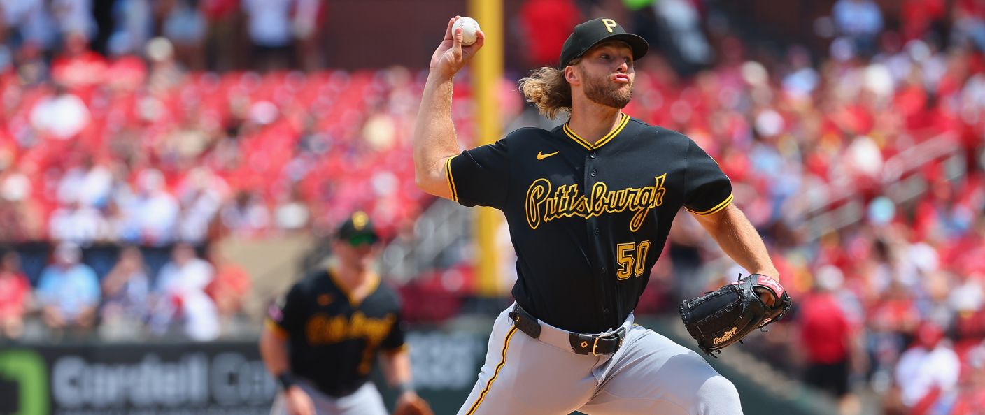 Action du match entre les Pirates et les Cardinals, au Busch Stadium.