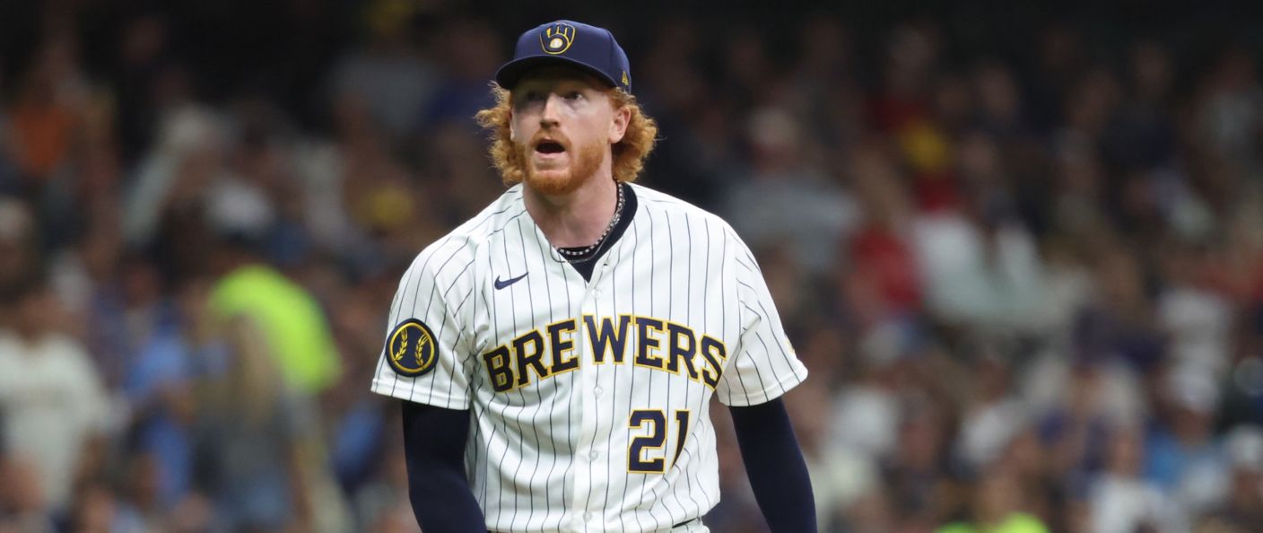 Action du match entre les Cardinals et les Brewers, à l'American Family Field.