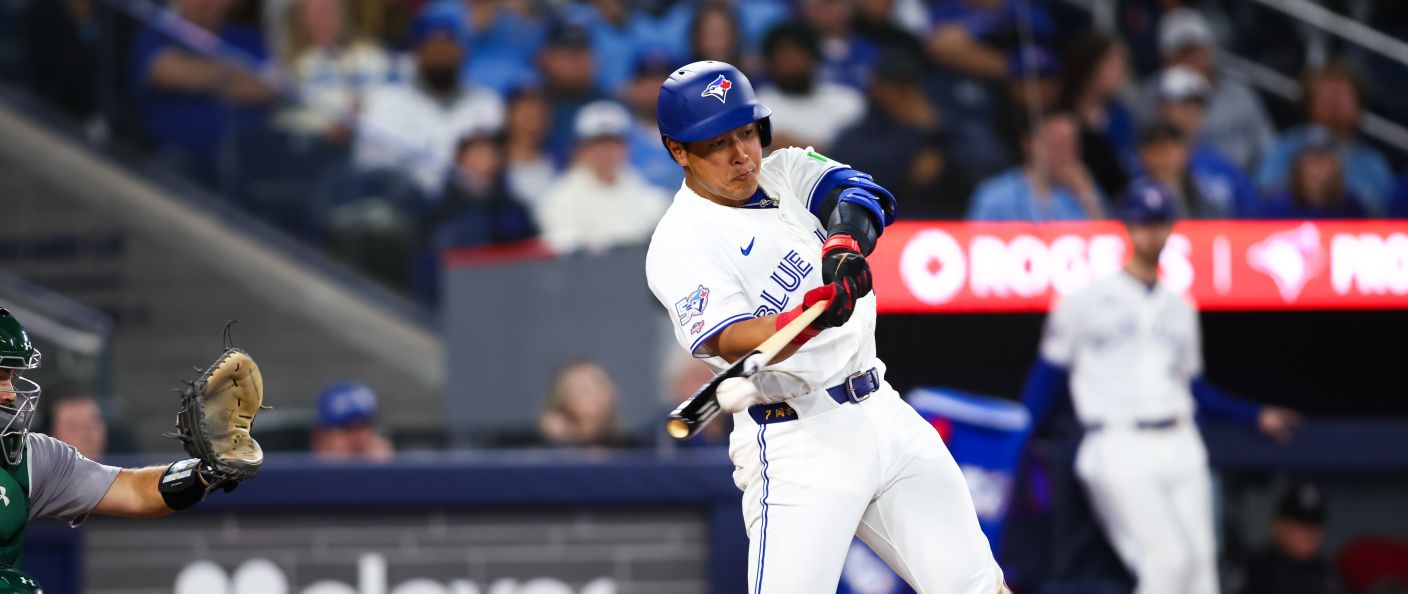Action du match entre les Athletics et les Blue Jays, au Rogers Centre.