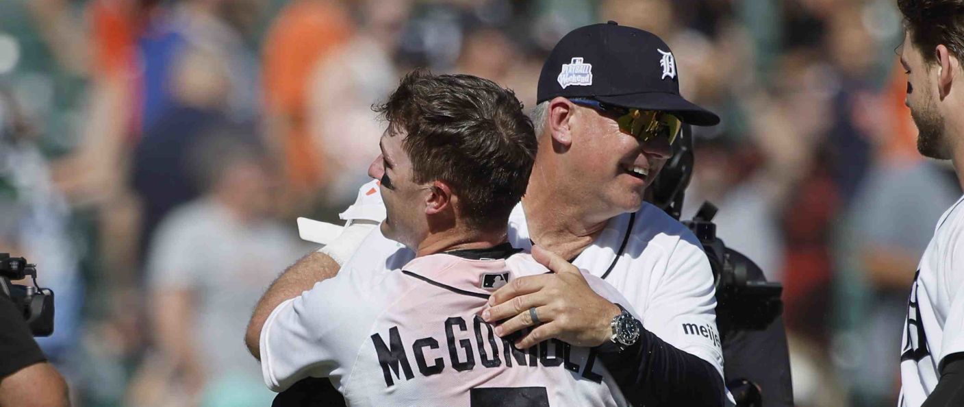 Action du match Tigers - Mariners au Comerica Park.