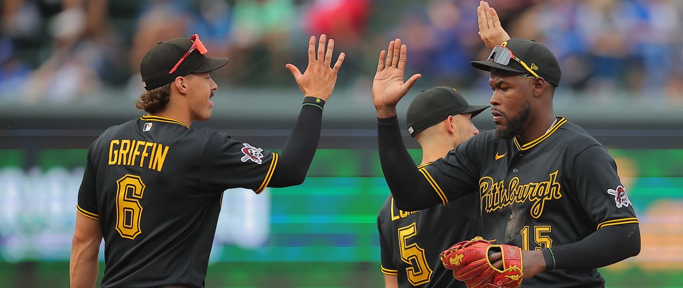 Action du match entre les Pirates et les Cubs, au Wrigley Field.