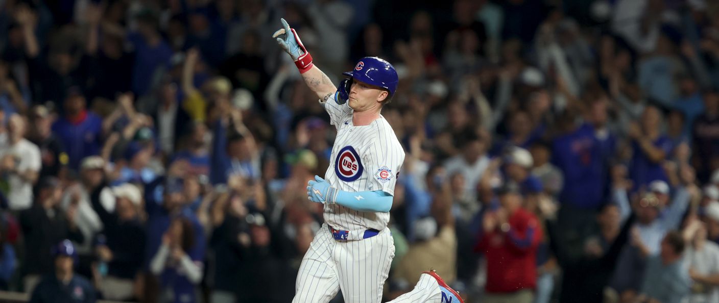 Action du match entre les Braves et les Cubs, au Wrigley Field.