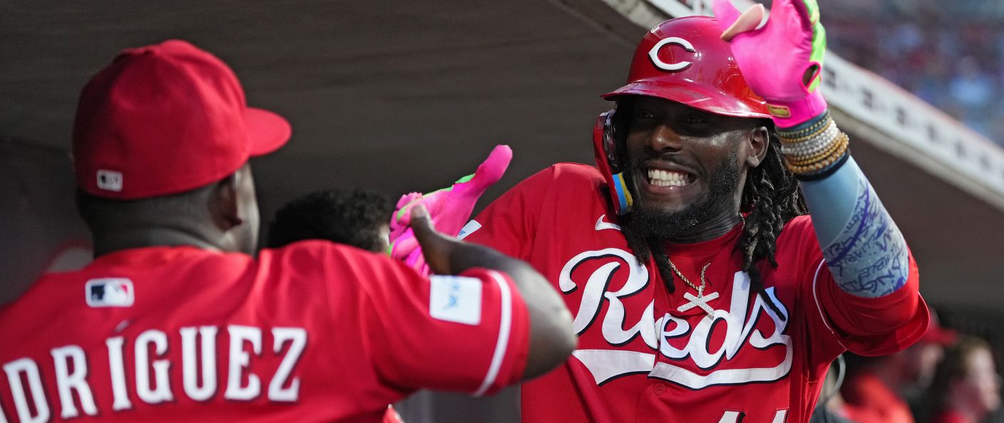 Action du match entre les Dodgers et les Reds, au Great American Ball Park.