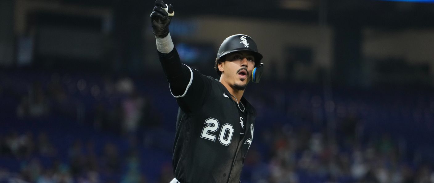 Action du match entre les White Sox et les Marlins, au loanDepot park.